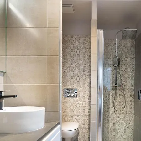 Les Jardins De Josephine - Le Manoir Hotel Évreux