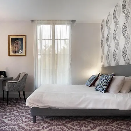 Les Jardins De Josephine - Le Manoir 3* Évreux