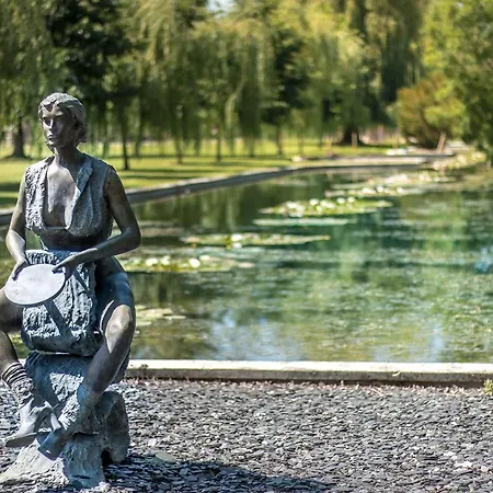 Les Jardins De Josephine - Le Manoir *