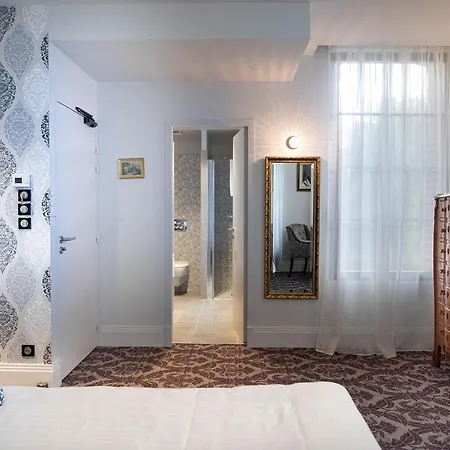 Les Jardins De Josephine - Le Manoir