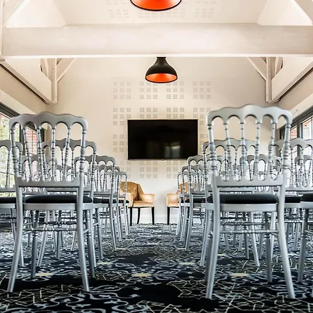 Hotel Les Jardins De Josephine - Le Manoir Évreux