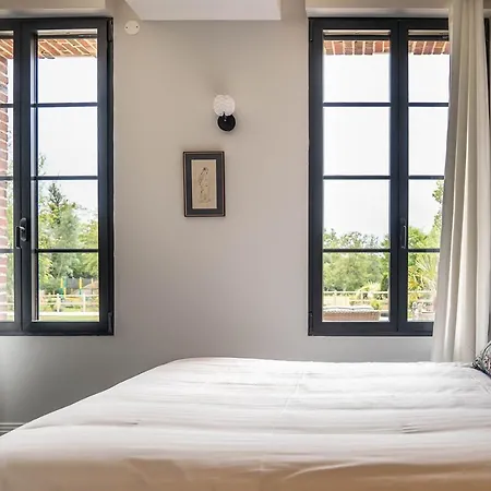 Hotel Les Jardins De Josephine - Le Manoir Evreux