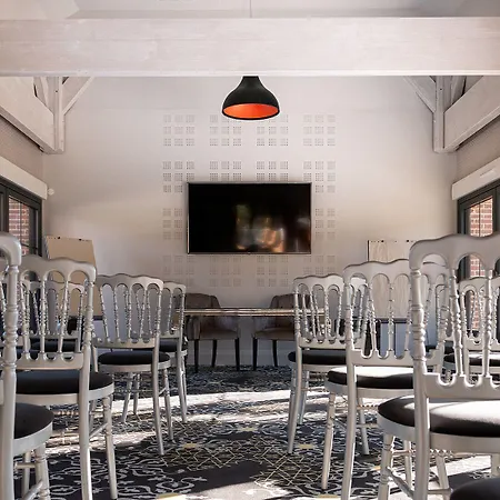 Hotel Les Jardins De Josephine - Le Manoir Évreux