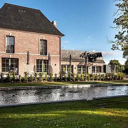 Les Jardins De Josephine - Le Manoir Hotel 3*