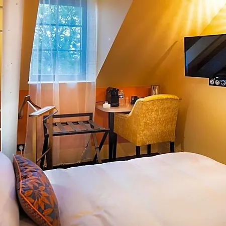 Hotel Les Jardins De Josephine - Le Manoir Évreux