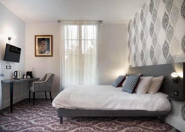 Les Jardins De Josephine - Le Manoir 3* 埃夫勒