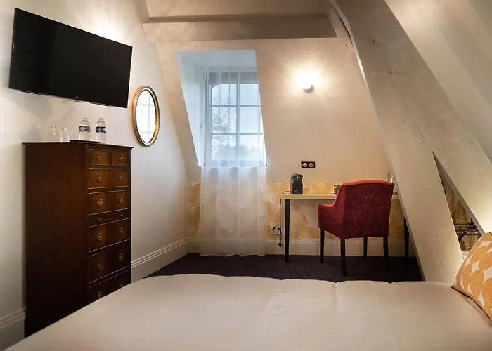 Les Jardins De Josephine - Le Manoir 3* 埃夫勒