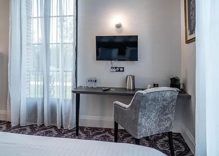 Les Jardins De Josephine - Le Manoir 3*