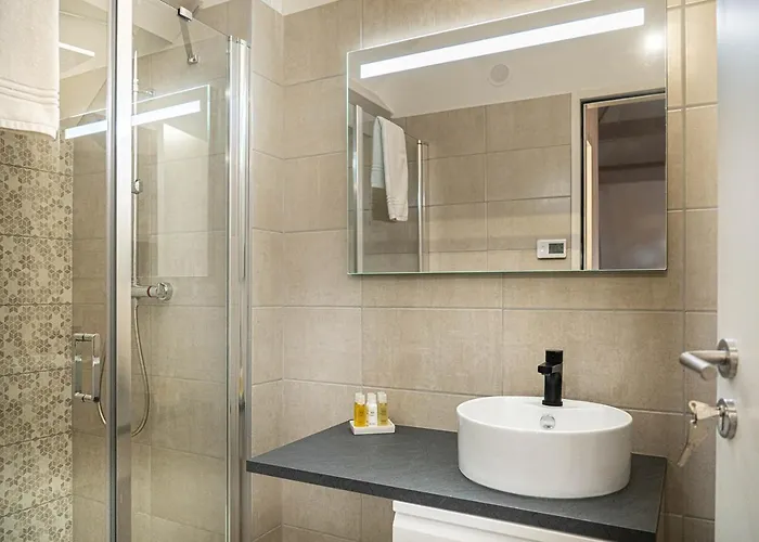 Les Jardins De Josephine - Le Manoir