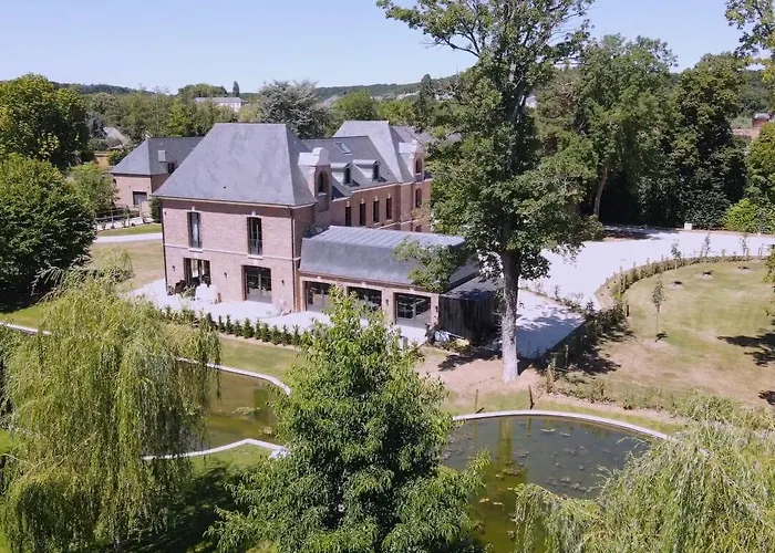 Les Jardins De Josephine - Le Manoir 酒店 3*